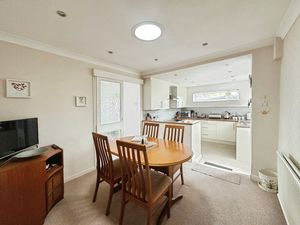 Photo 18- click for photo gallery